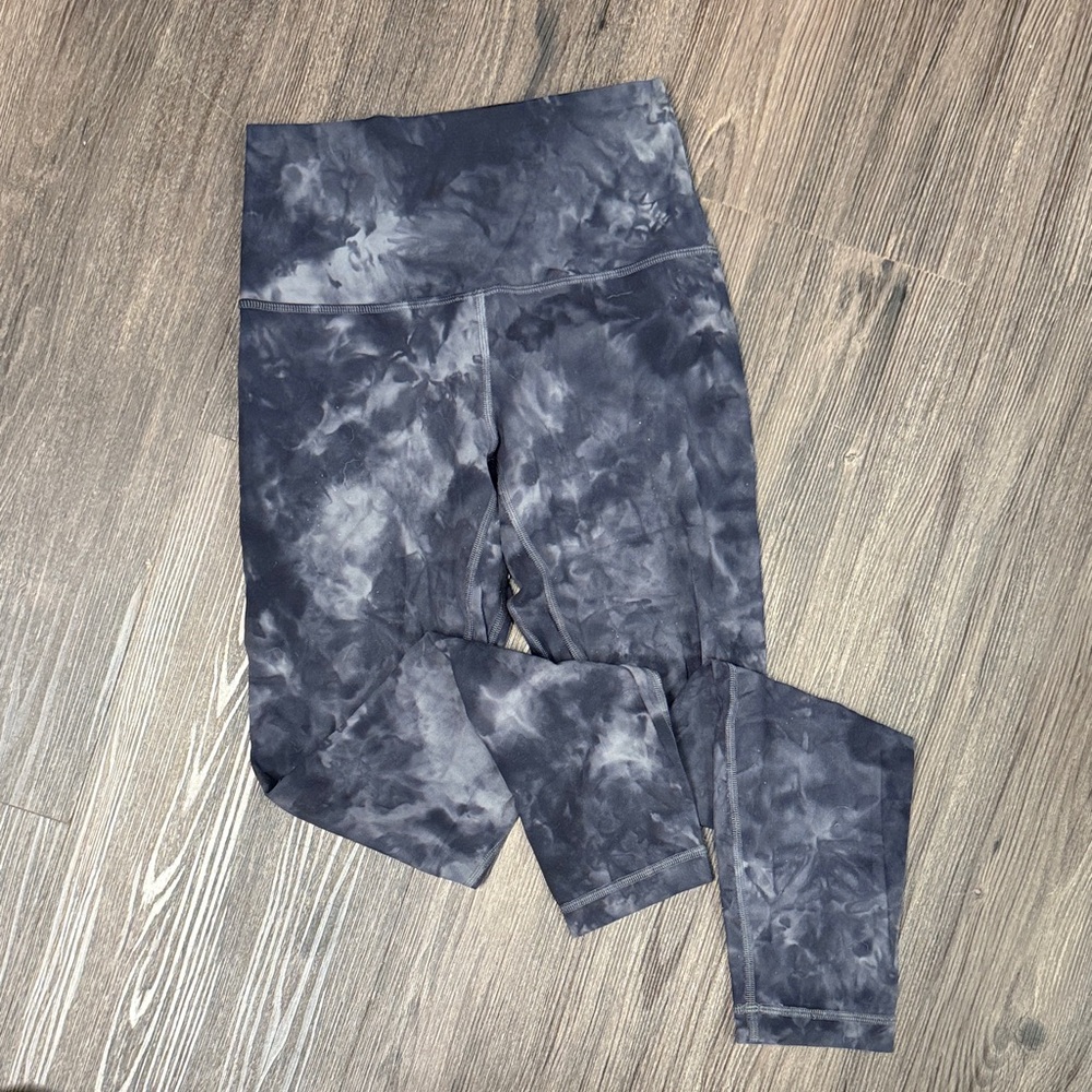 Lululemon Athletica Gray Tie-Dye Leggings
